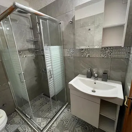 Sophia's Maisonette 1