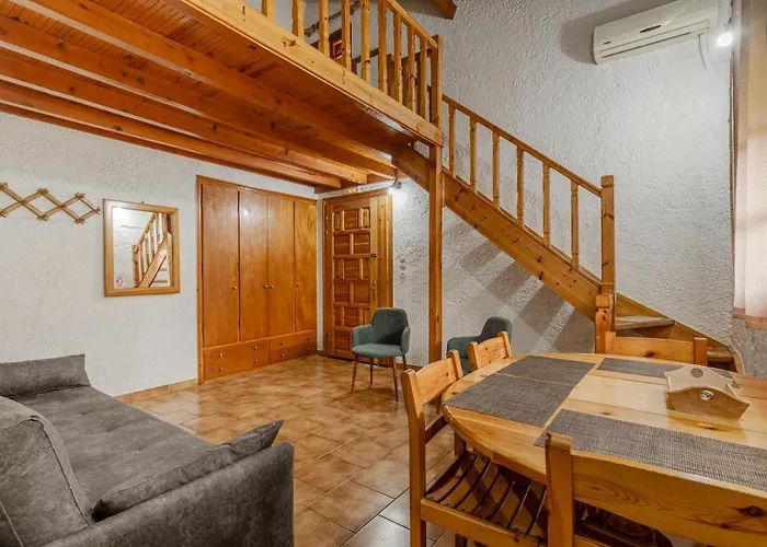 Апартаменты Sophia's Maisonette 1 Ступа