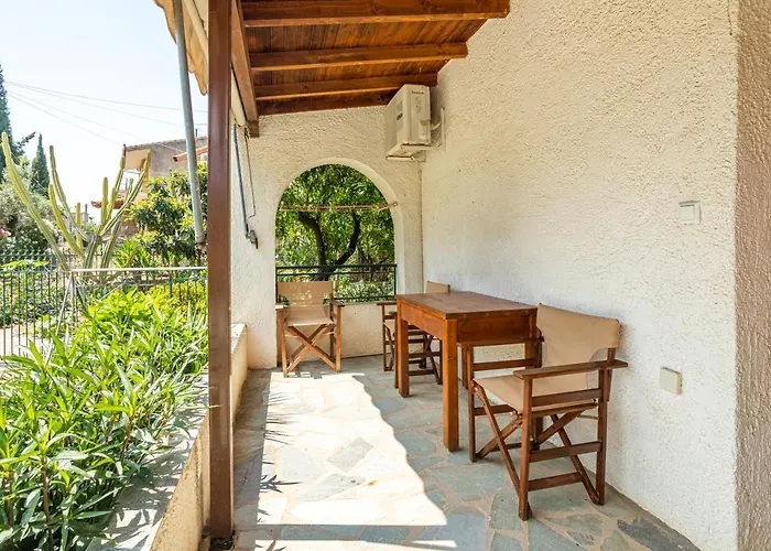 Sophia's Maisonette 1 Stoúpa