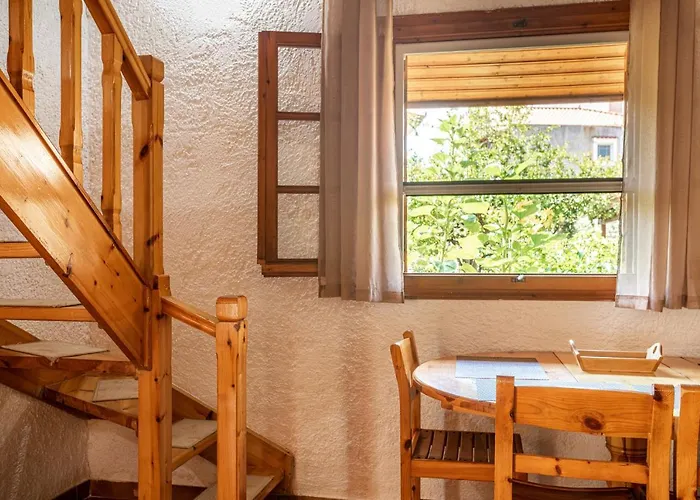 Sophia's Maisonette 1 *